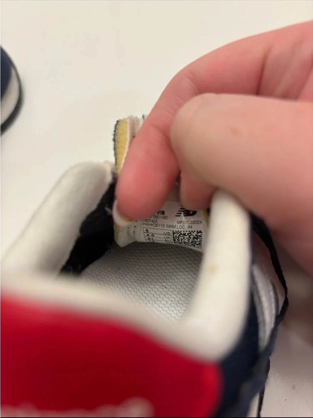 NEW BALANCE TODDLER 237 NAVY BUNGEE SNEAKERS size 5